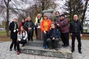 Пам'ятник огірку, Ніжин